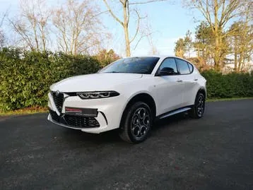 Alfa Romeo Tonale 2024 photo 2