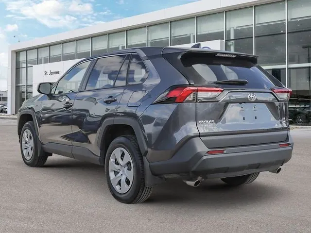 Toyota Rav4 2025 photo 3