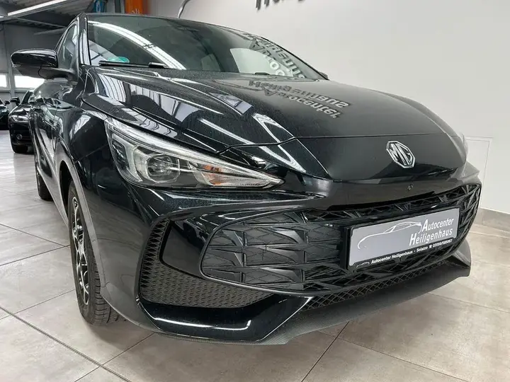 MG Mg3