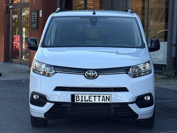 Toyota Proace City Verso 2023 photo 2