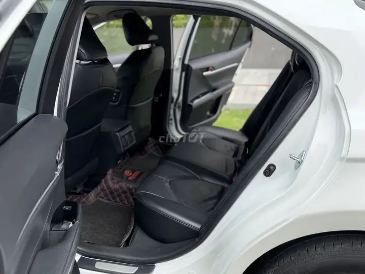 Toyota Camry 2021 photo 4