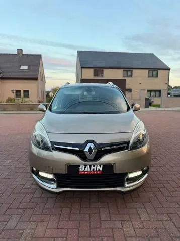 Renault Scenic 2014 photo 2