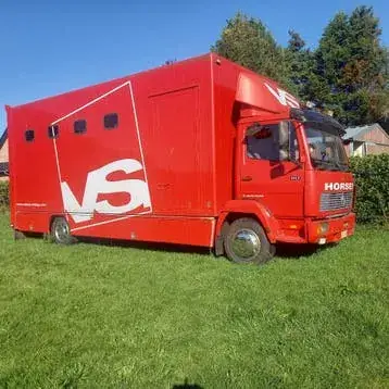 Mercedes-Benz 1117