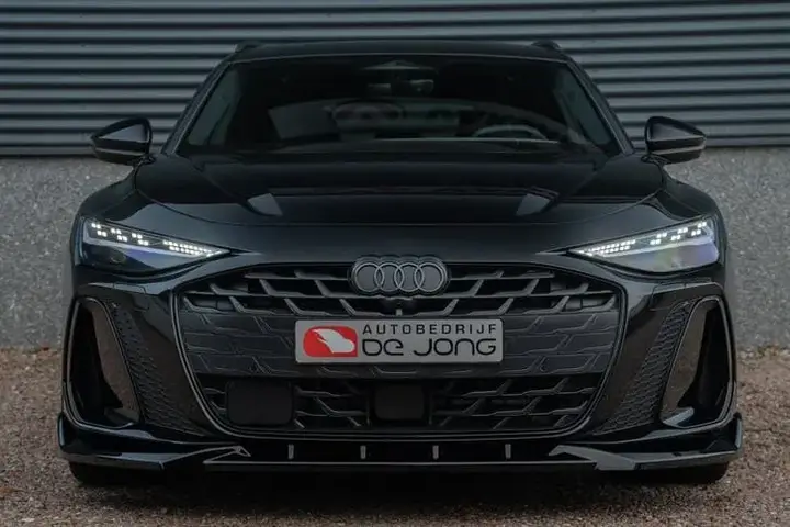 Audi A6 Avant 2025 photo 3