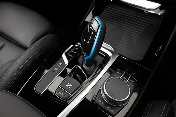 BMW Ix3 2021 photo 3