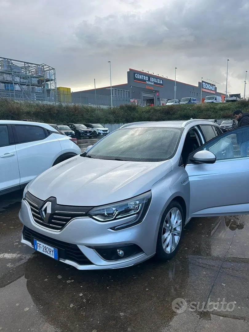 Renault Megane 2016 photo 2