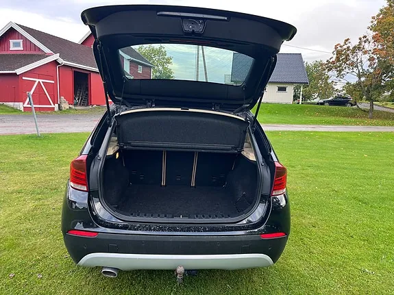 BMW X1 2010 photo 2