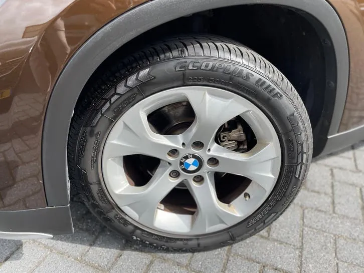 BMW X1 2015 photo 2