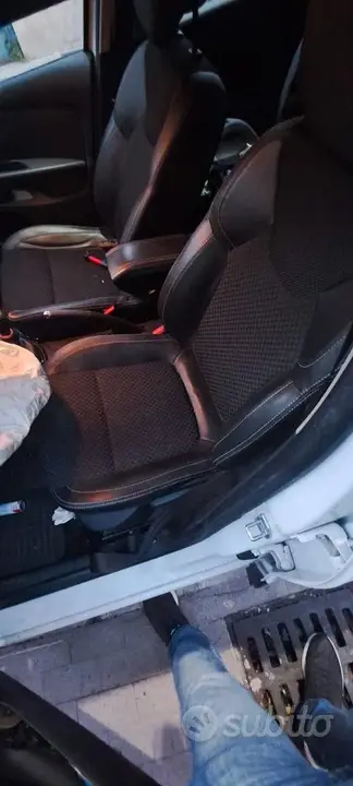 Renault Clio 2019 photo 4