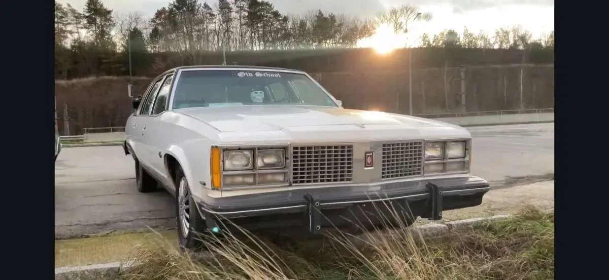 Oldsmobile Sonstige 1978 photo 3