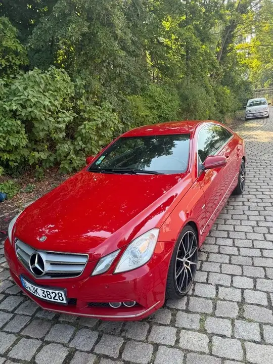 Mercedes-Benz E 250 Coupé