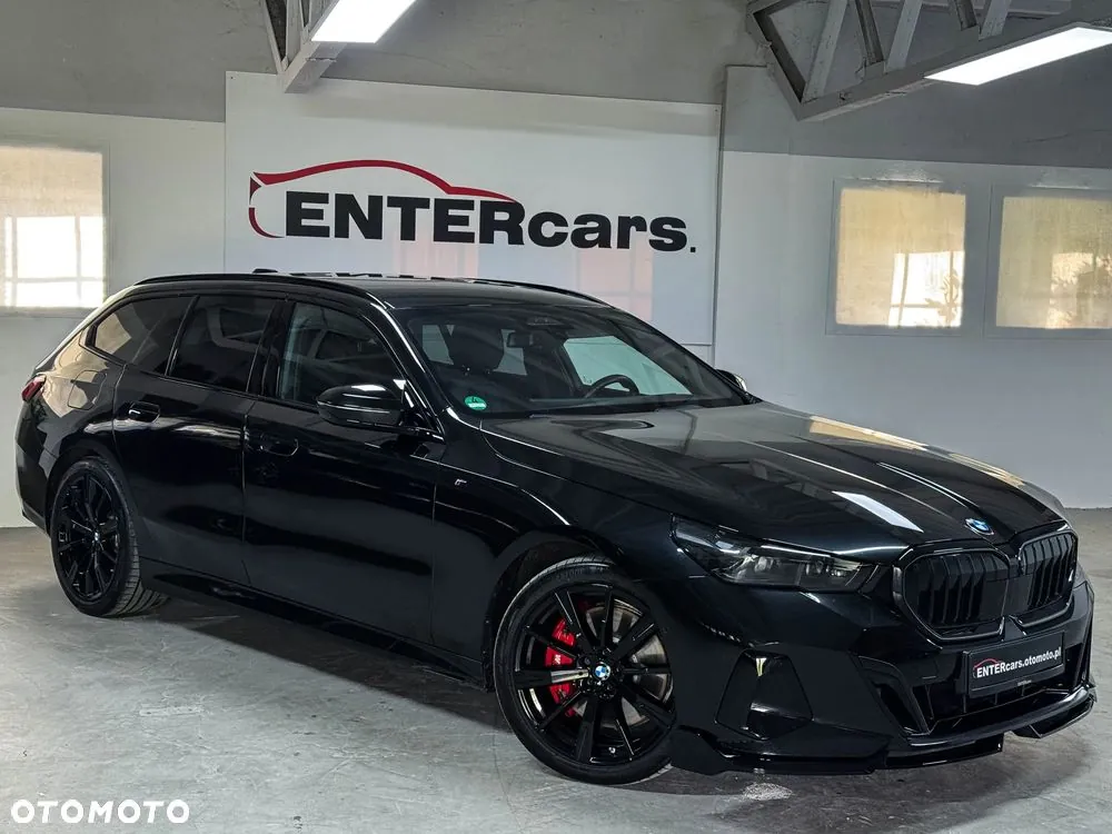 BMW 5 Series 2025 photo 2