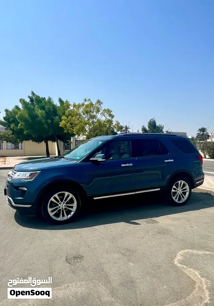 Ford Explorer 2018 photo 2