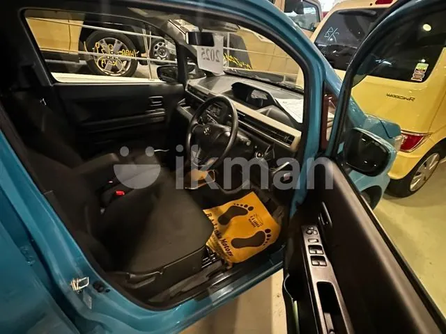 Suzuki Wagon R Fx 2025 photo 5