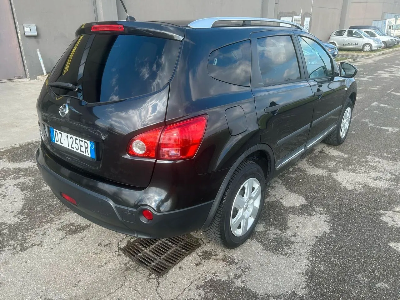 Nissan Qashqai 2009 photo 4