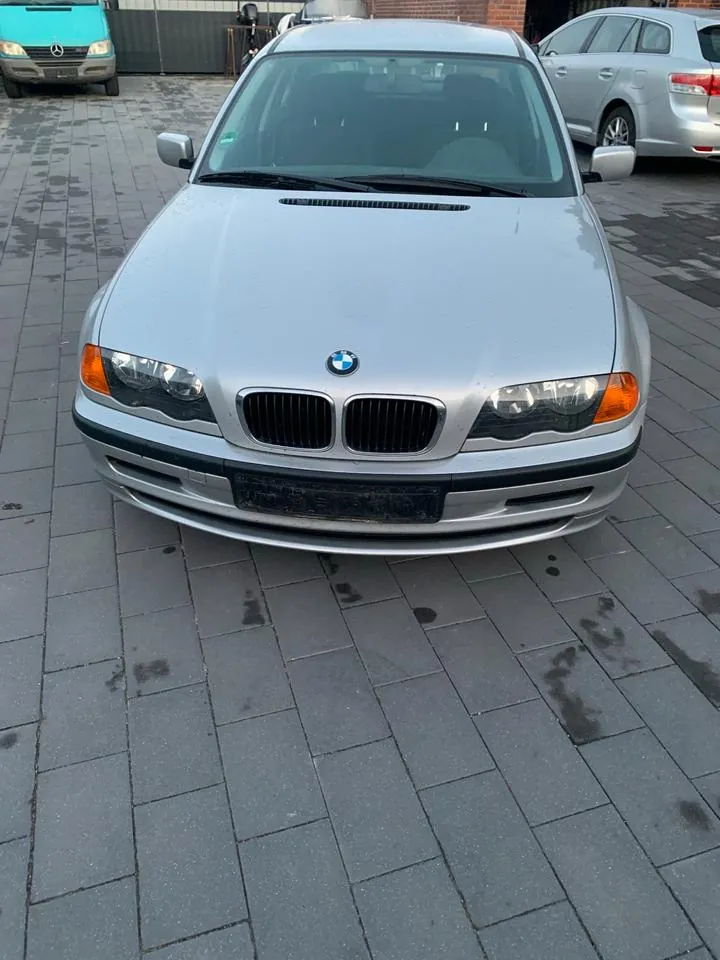 BMW 316I