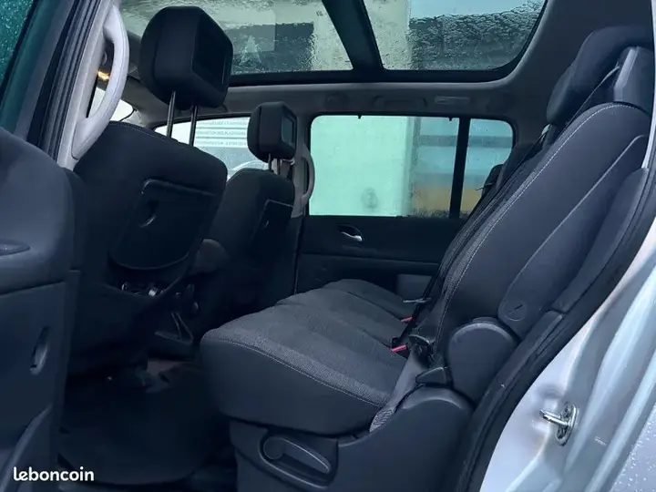 Renault Espace 2011 photo 3