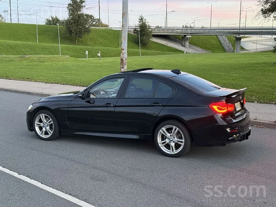 BMW 328I 2013 photo 2