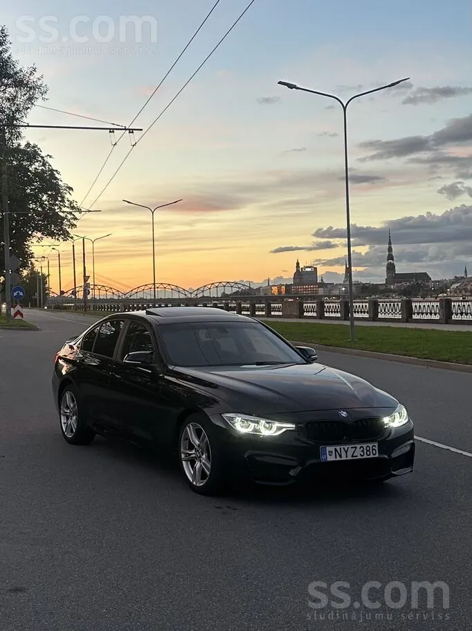 BMW 328I 2013 photo 4