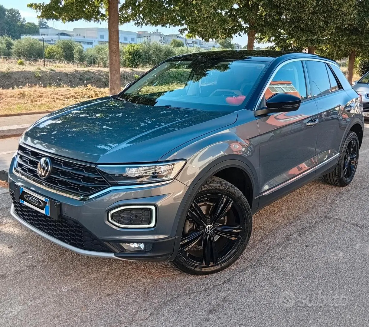 Volkswagen T-Roc 2020 photo 2