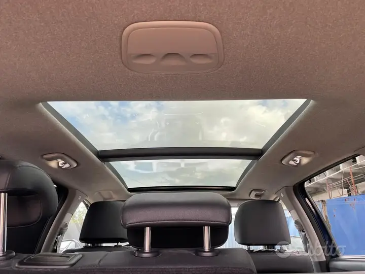 Hyundai Santa Fe 2019 photo 2