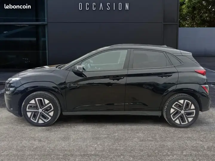 Hyundai Kona 2023 photo 2