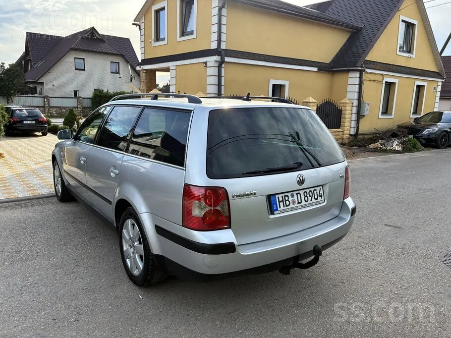 Volkswagen Passat 2003 photo 3