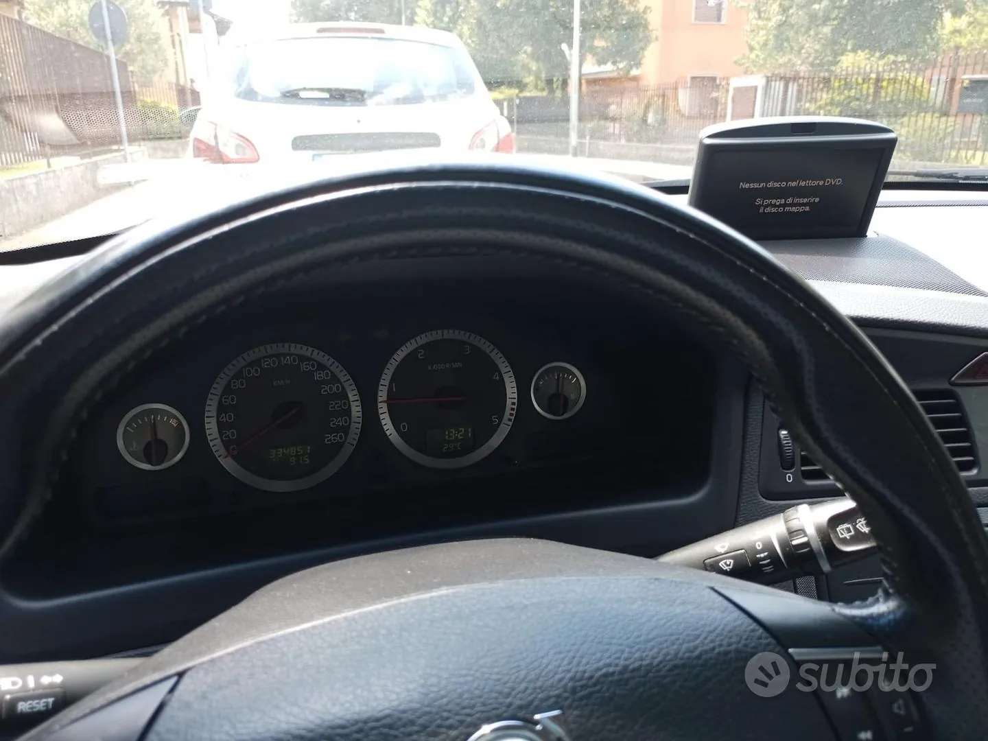 Volvo V70 2009 photo 2