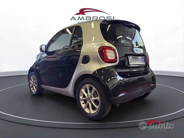 Smart Fortwo 2015 photo 4