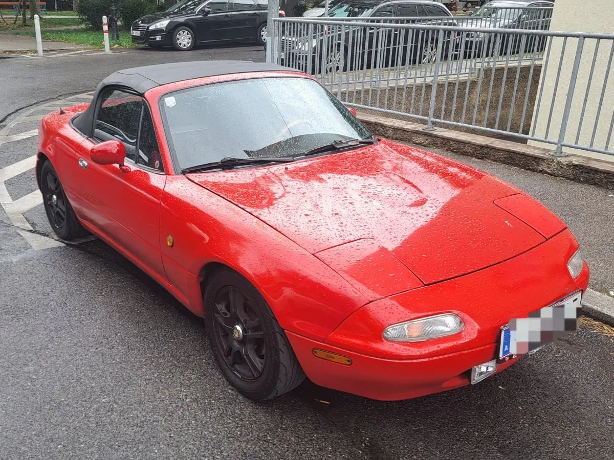 Mazda Mx-5 1991 photo 2
