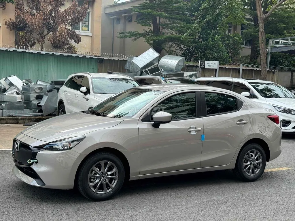 Mazda 2 2026 photo 5