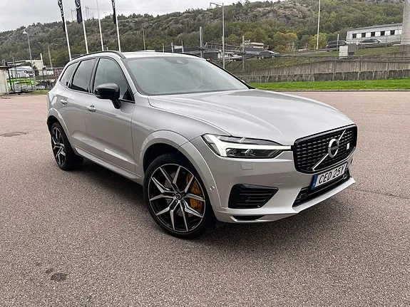 Volvo Xc60 2021 photo 2