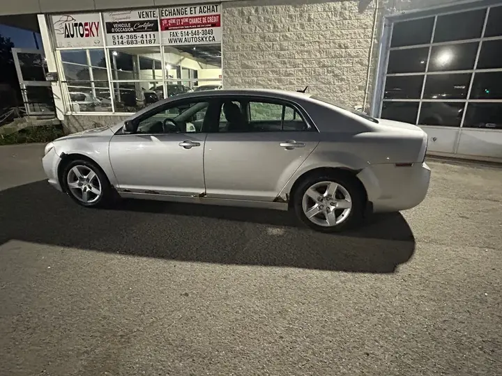 Chevrolet Malibu 2010 photo 5