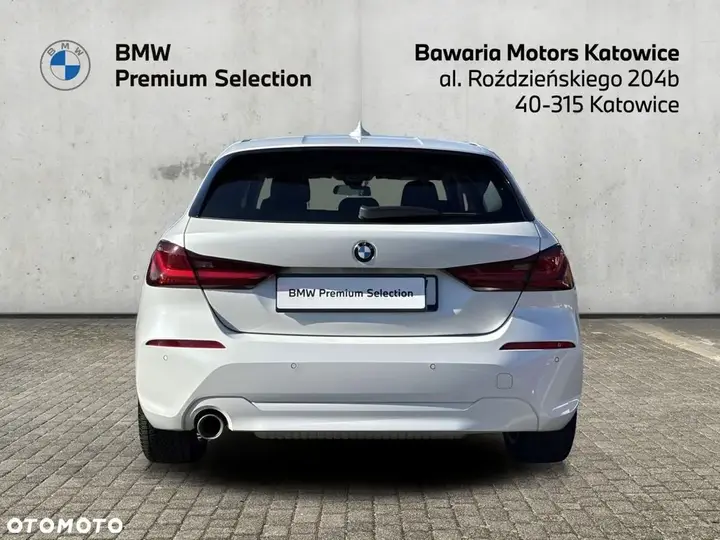 BMW 118I 2021 photo 4