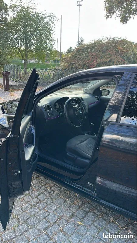 Volkswagen Polo 2009 photo 3