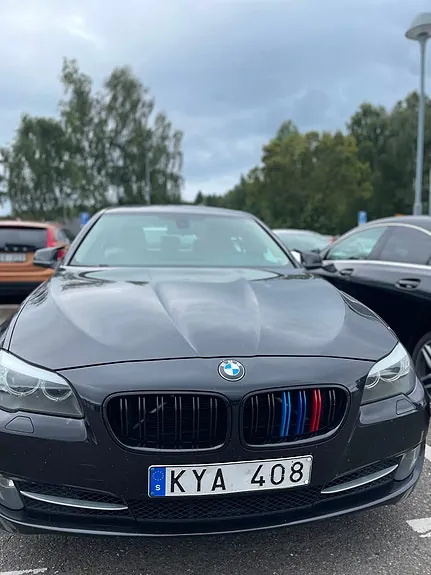BMW 523I