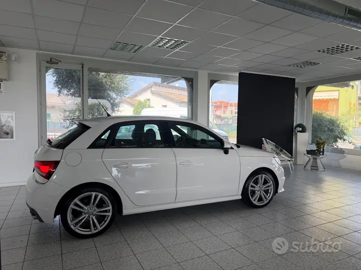 Audi A1 2017 photo 3