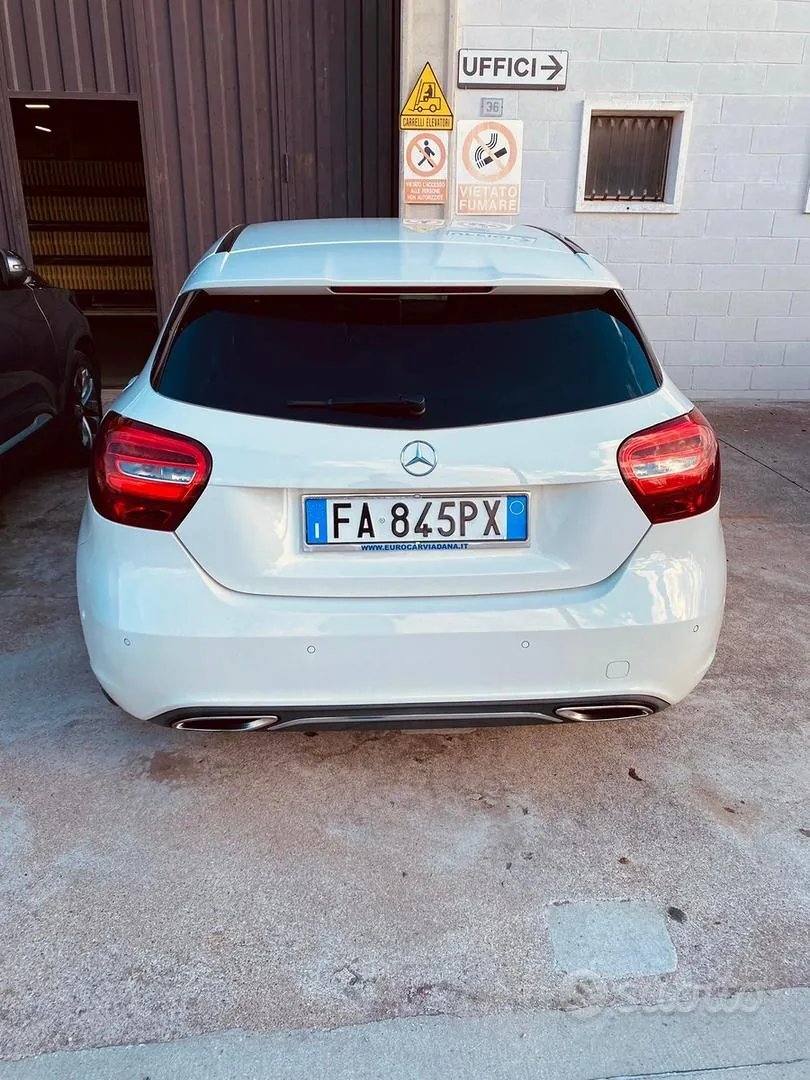 Mercedes-Benz A-Class 2015 photo 3