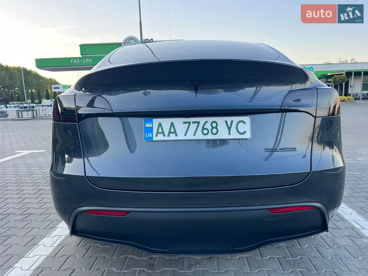 Tesla Model Y 2024 photo 5