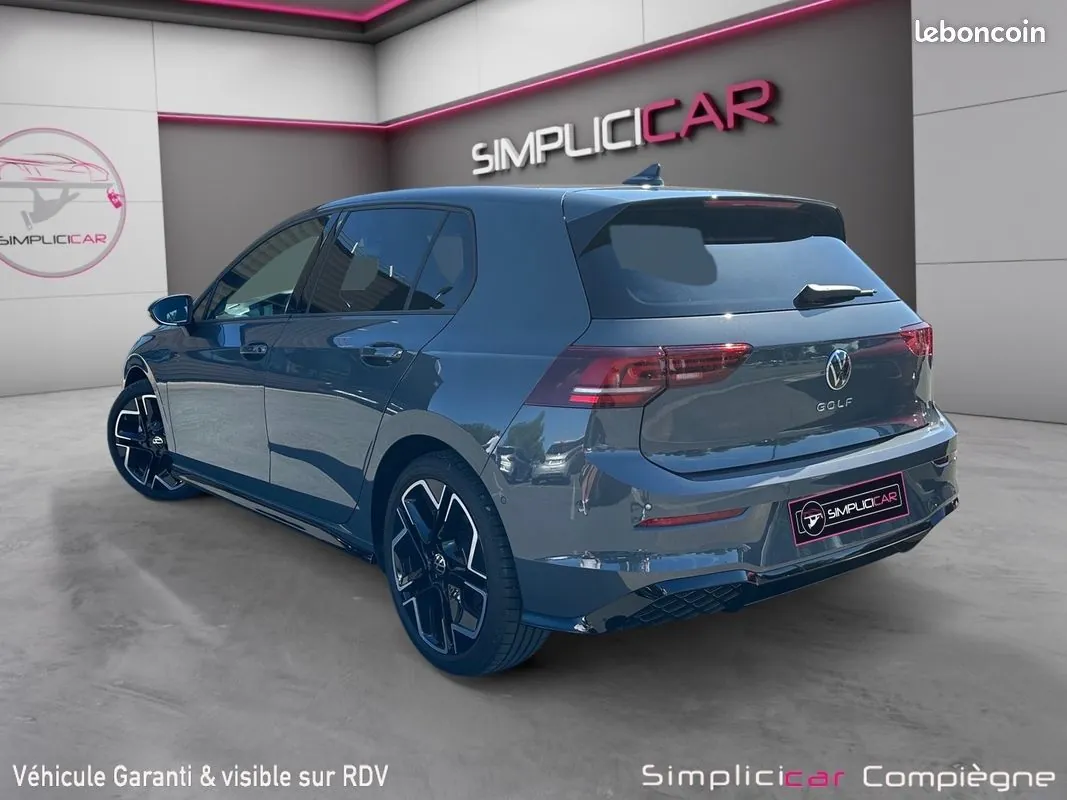 Volkswagen Golf 2025 photo 3