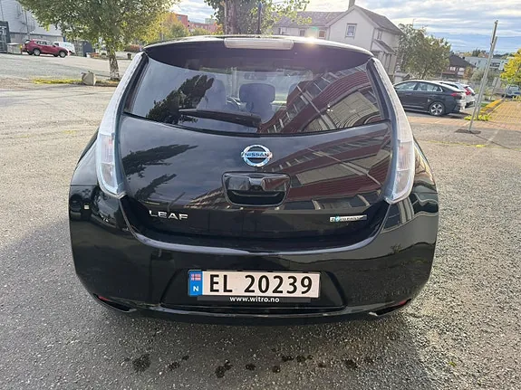 Nissan Leaf 2013 photo 3