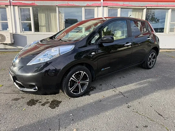 Nissan Leaf 2013 photo 2