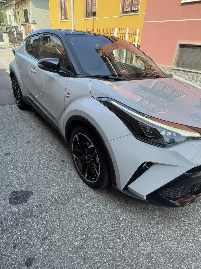 Toyota C-Hr 2023 photo 4