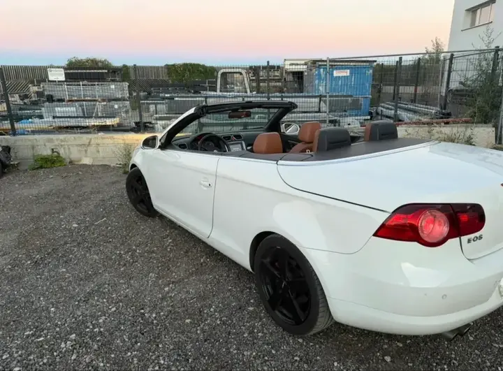 Volkswagen Eos