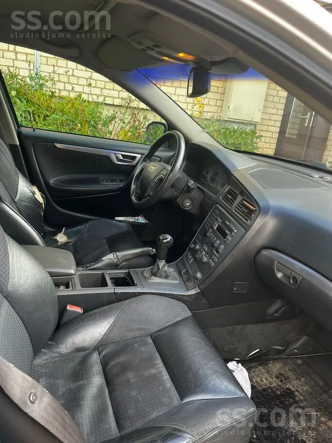 Volvo V70 2001 photo 4