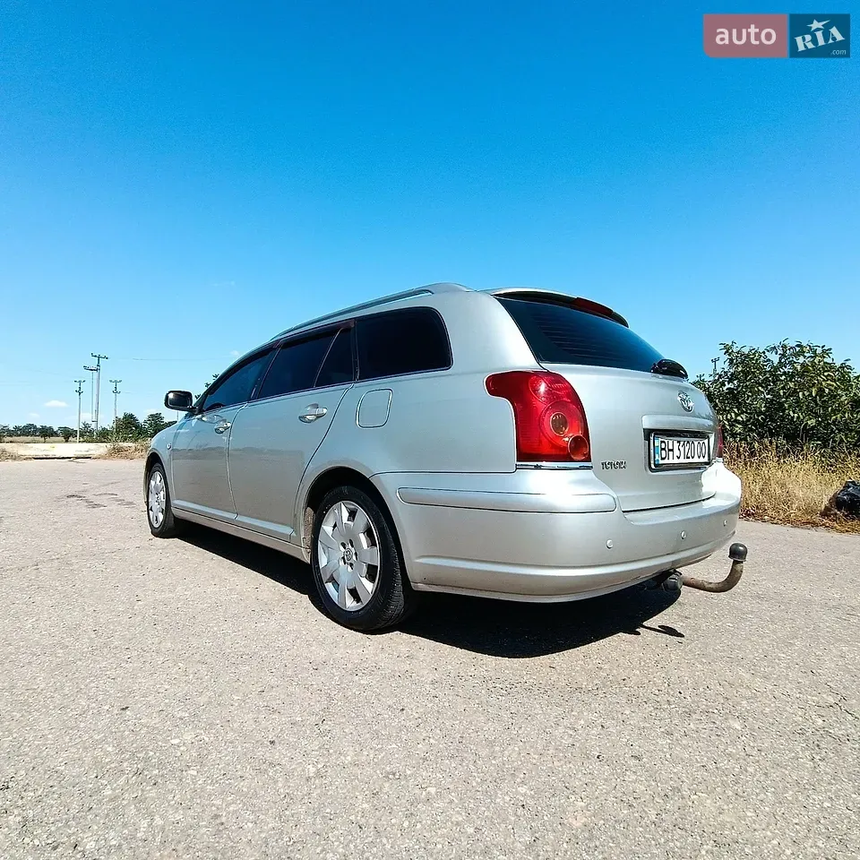 Toyota Avensis 2006 photo 5