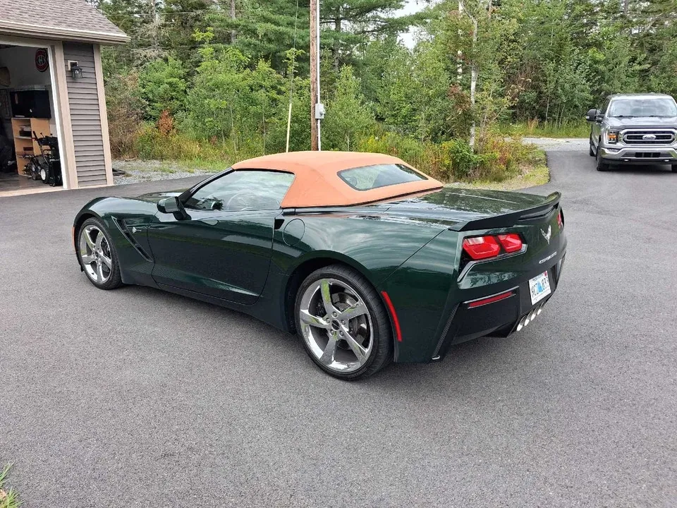 Chevrolet Corvette 2014 photo 2