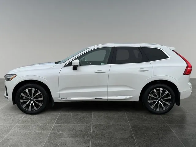 Volvo Xc60 2023 photo 2