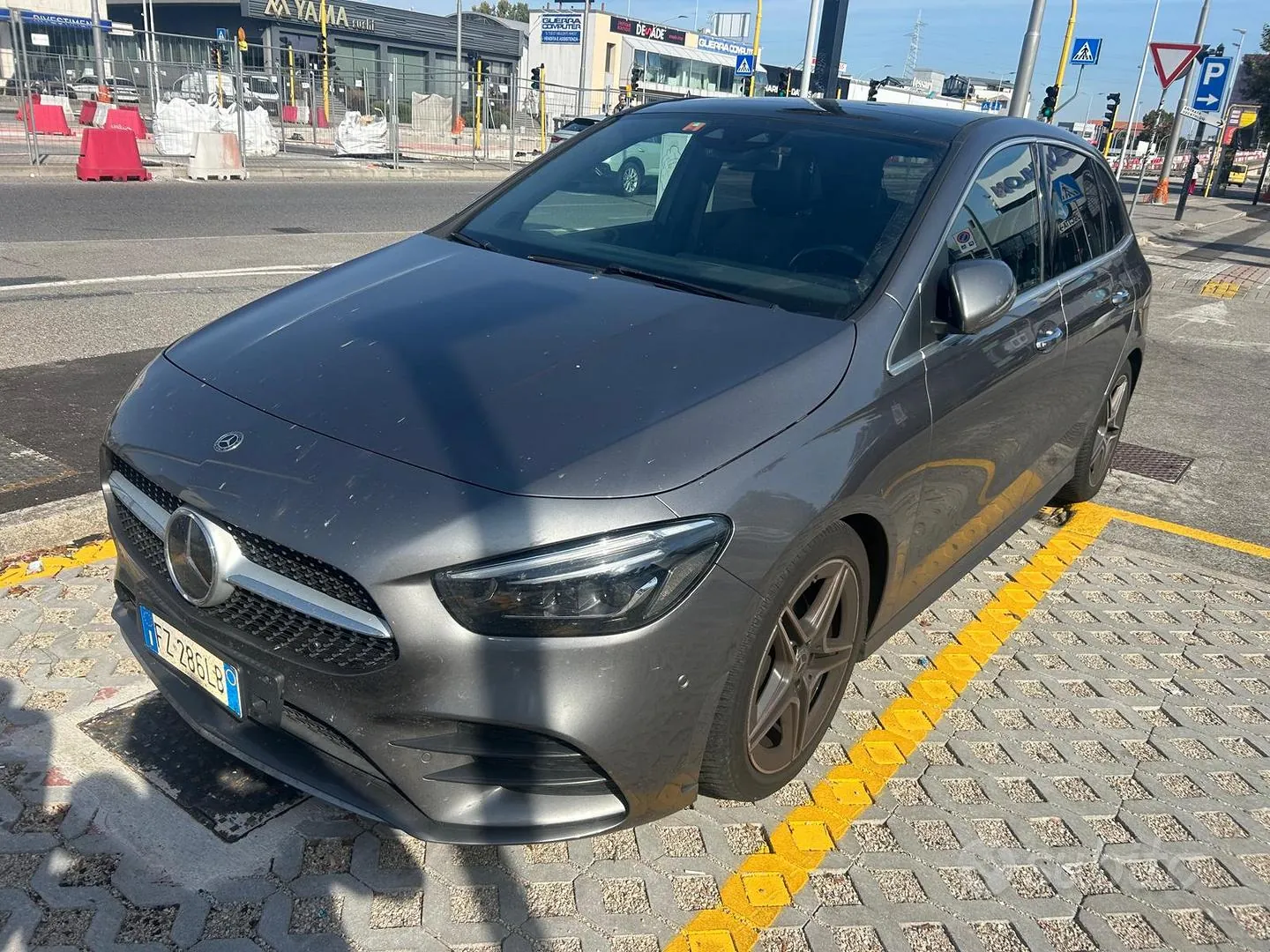 Mercedes-Benz B 200D 2019 photo 3