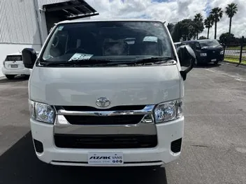 Toyota Hiace 2026 photo 3